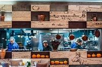 Lintérieur du restaurant La Nouvelle Ferme